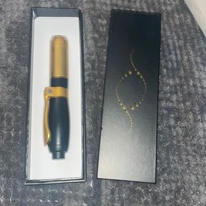 Lip injections devise